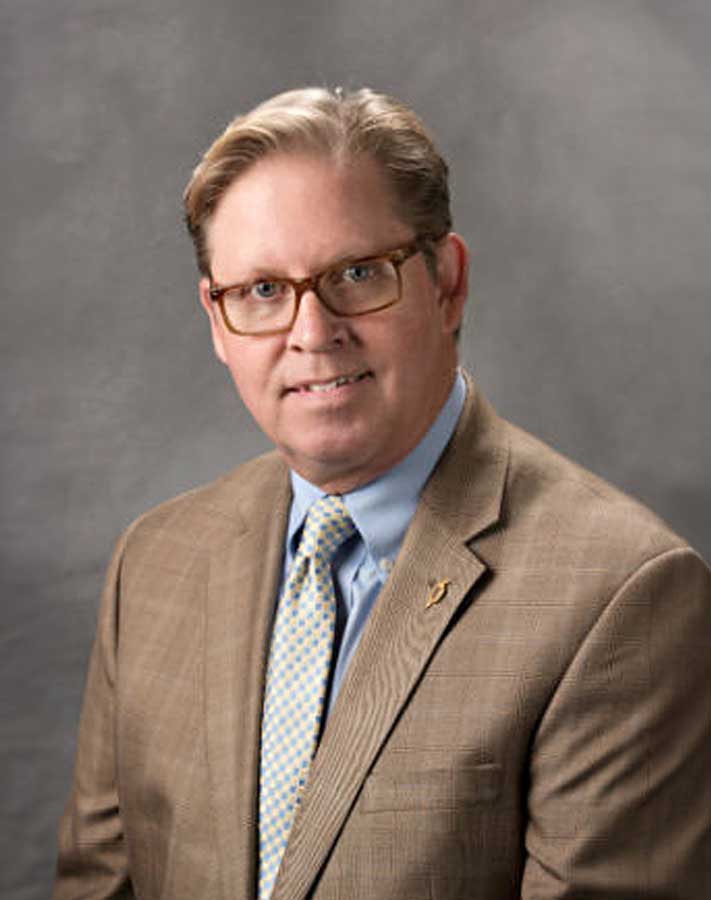 members-headshots_0004_Dan Lindblade